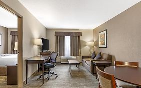 Best Western Plus Pembina Inn & Suites